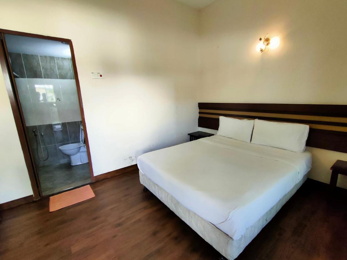 Cozzy Motel ملقا المظهر الخارجي الصورة