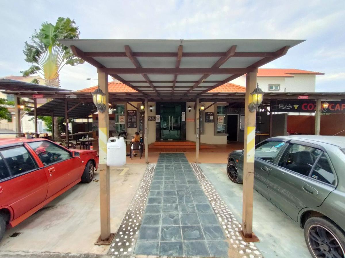 Cozzy Motel ملقا المظهر الخارجي الصورة
